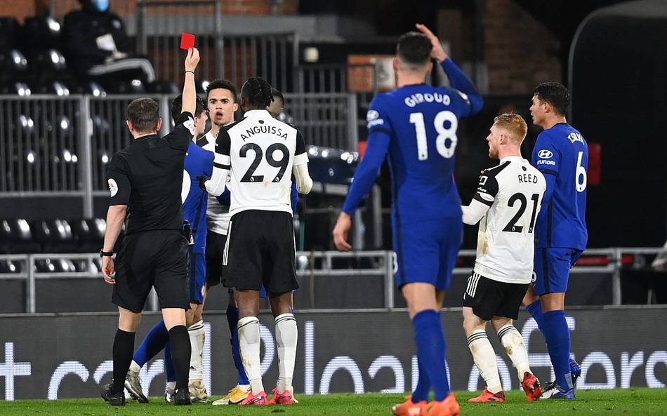 日职联半场：两队屡失良机，柏太阳神0-0名古屋鲸鱼